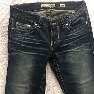 BRAND NEW / NEVER WORN. ( without tags )